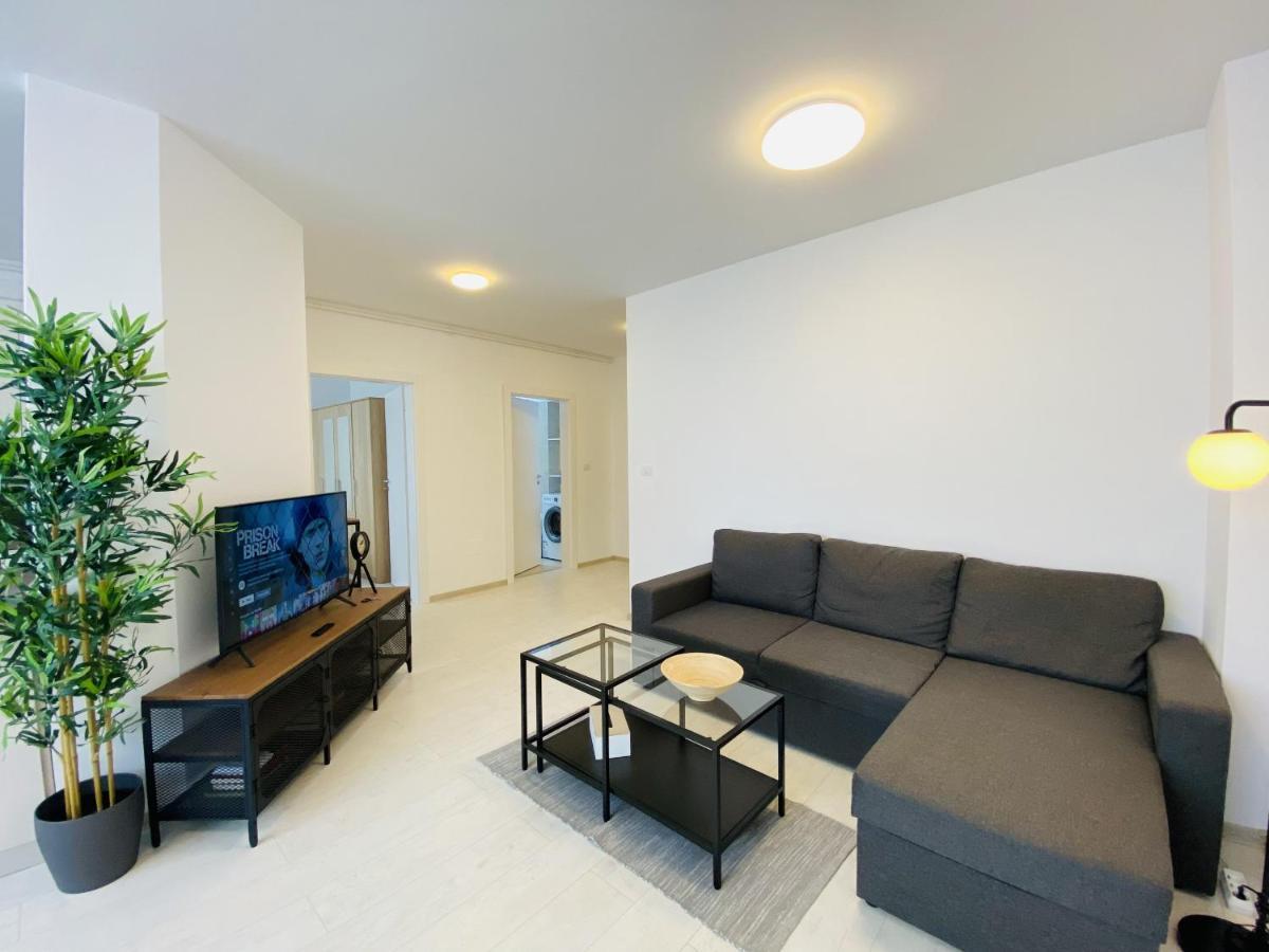 Charming Flat In Brasov With Balcony Panoramic View Διαμέρισμα Εξωτερικό φωτογραφία