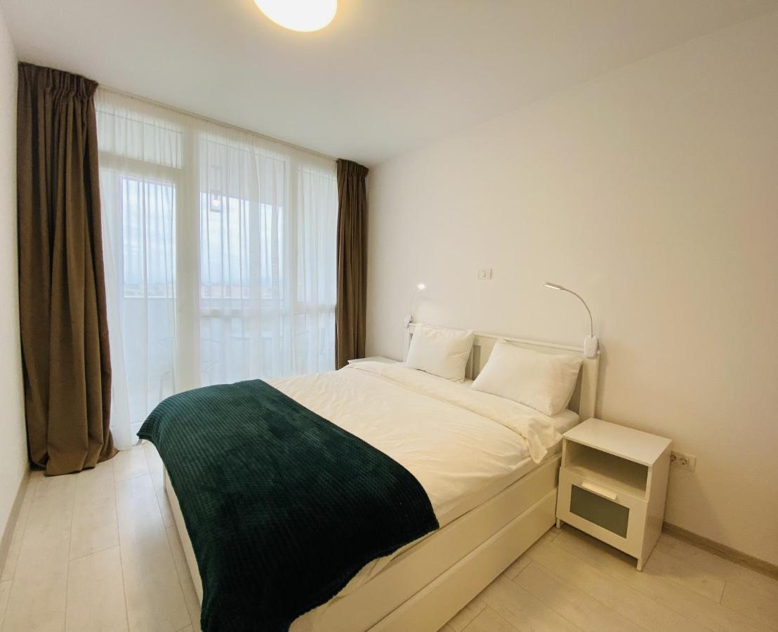 Charming Flat In Brasov With Balcony Panoramic View Διαμέρισμα Εξωτερικό φωτογραφία